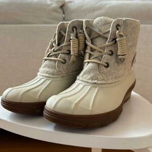 Sperry duck boots